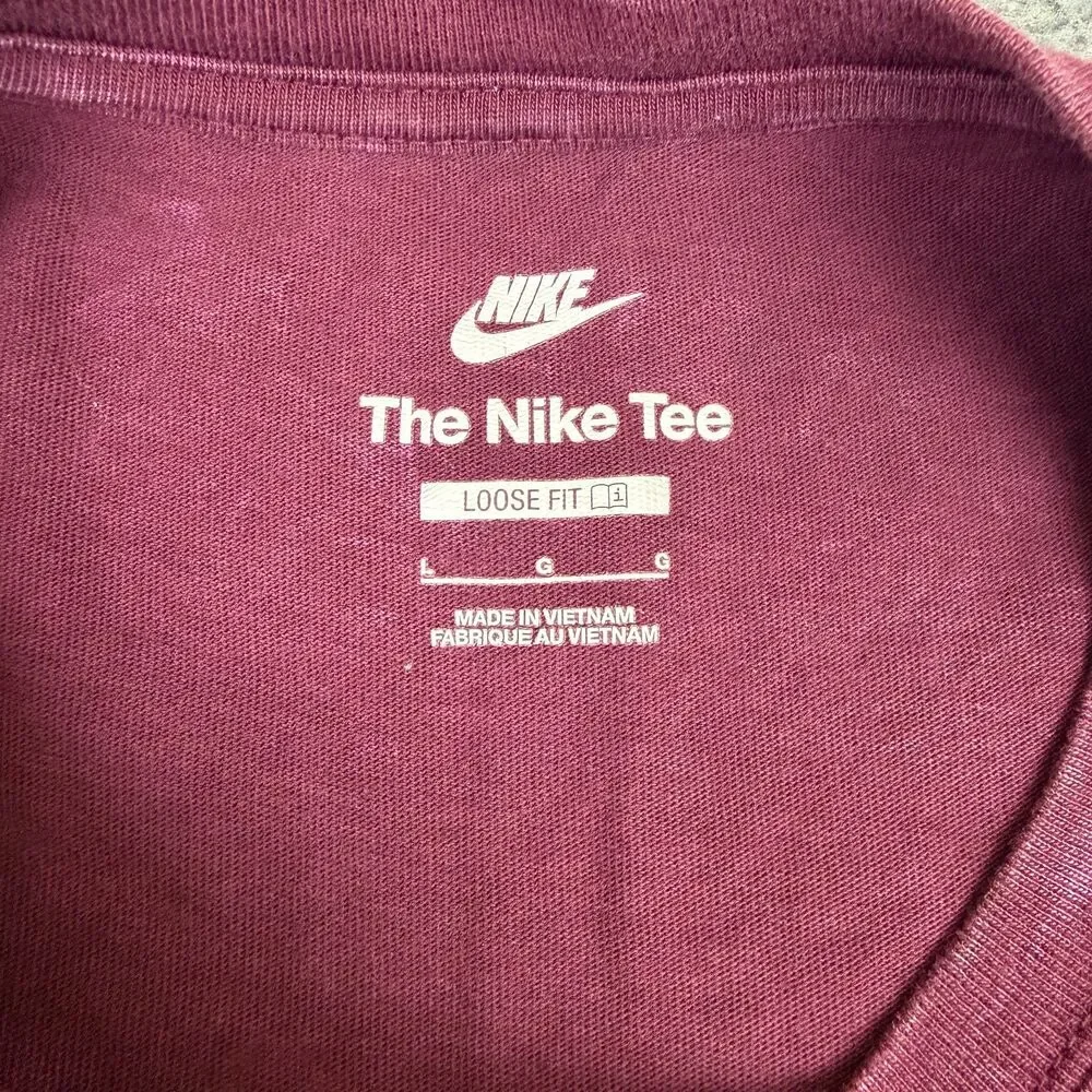 Nike Men's Sportswear Max90 Night Maroon Washed T-Shirt Size Large DZ2898-681